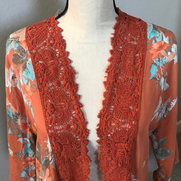 Coco + Jaimeson Tops - NWT Coco + Jaimeson Cardigan Kimono Top